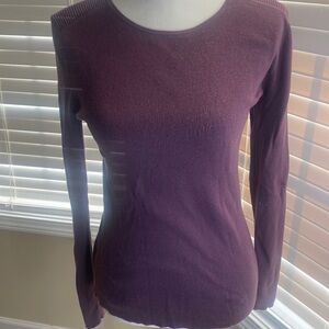 Ann Taylor Burgundy pullover light sweater Medium long sleeved